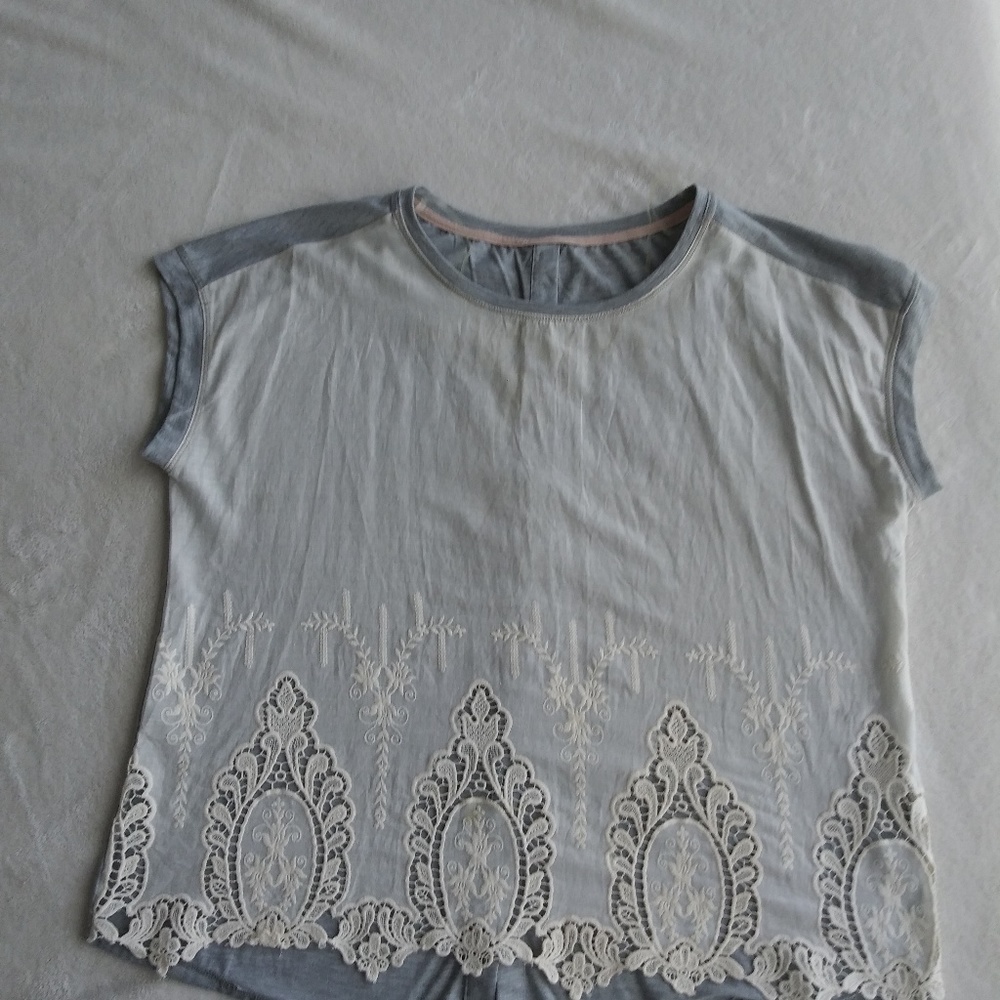 A beautiful t-shirt up styled.